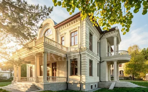 2-этажный коттедж 1 052 м² без отделки