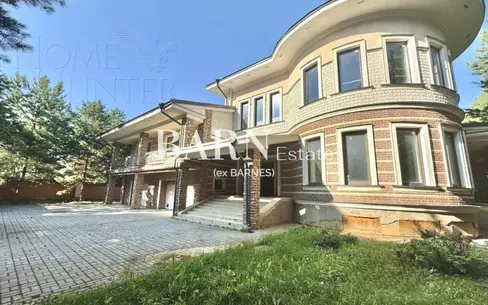 2-этажный коттедж 864.9 м² без отделки