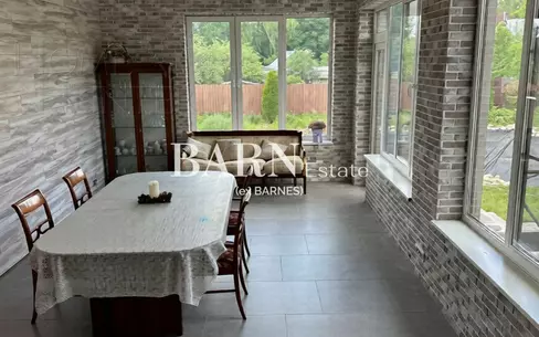 2-этажный коттедж 400 м² с отделкой