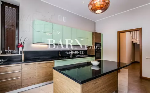 2-этажный коттедж 344.21 м² с отделкой