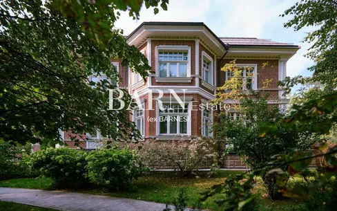 2-этажный коттедж 1 703.4 м² без отделки