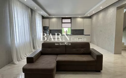 2-этажный коттедж 400 м² с отделкой
