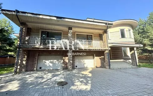 2-этажный коттедж 864.9 м² без отделки