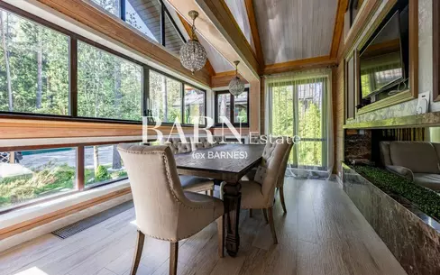 3-этажный коттедж 473.3 м² с отделкой