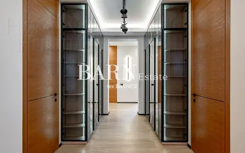 2-этажный коттедж 340 м² с отделкой
