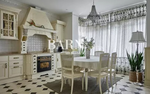 4-комн. кв., 177.6 м², 10/57 этаж