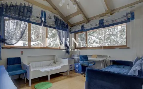 2-этажный коттедж 600 м² с отделкой
