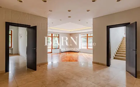 2-этажный коттедж 402.8 м² с отделкой