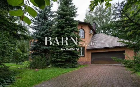 2-этажный коттедж 370 м² с отделкой