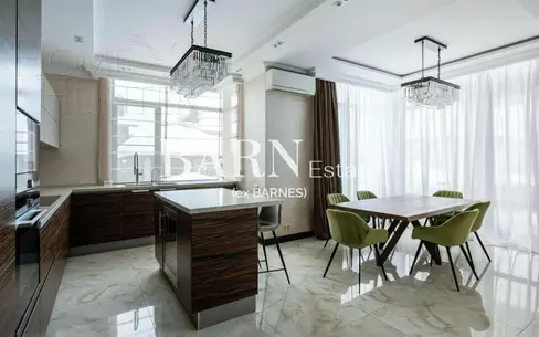 2-этажный коттедж 410 м² с отделкой
