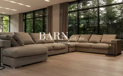 2-этажный коттедж 1 040 м² с отделкой