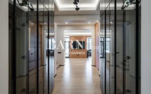 2-этажный коттедж 340 м² с отделкой