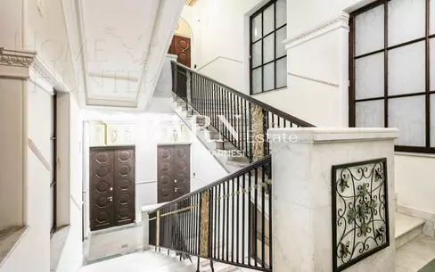6-КОМН. КВАРТИРА БЕЗ ОТДЕЛКИ 250 М² НА 3 ЭТАЖЕ