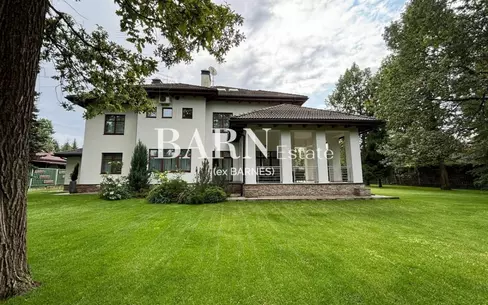 2-этажный коттедж 700 м² с отделкой