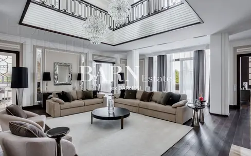 2-этажный коттедж 1 117.5 м² с отделкой