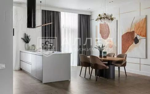 3-этажный таунхаус 278 м² с отделкой