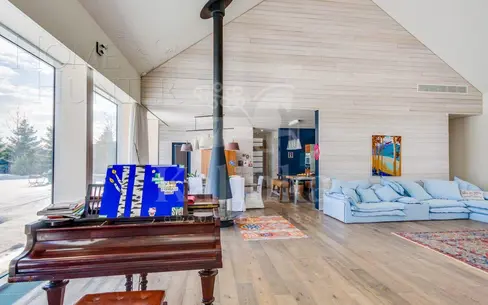 2-этажный коттедж 550 м² с отделкой