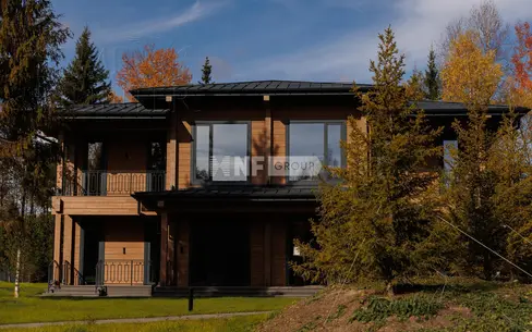 2-этажный коттедж 562.5 м² с отделкой