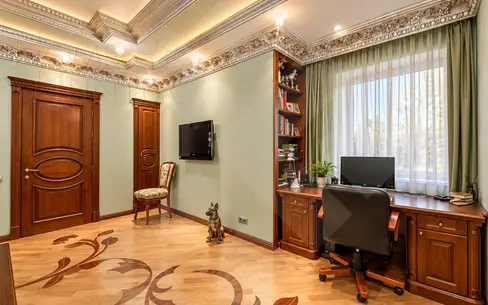 4-КОМН. КВАРТИРА С ОТДЕЛКОЙ 185 М² НА 18 ЭТАЖЕ