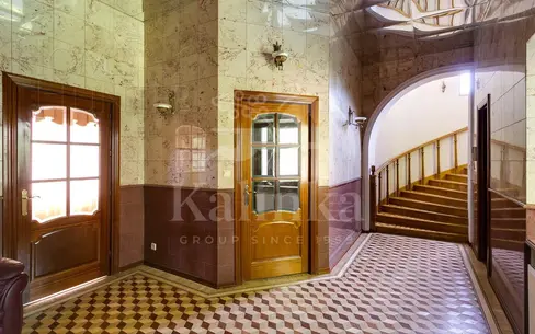 3-этажный коттедж 520 м² с отделкой