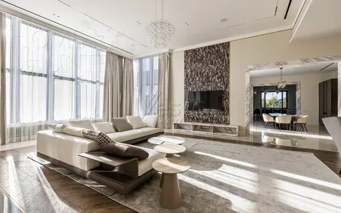 2-этажный коттедж 1 700 м² с отделкой