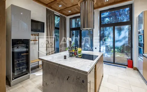 2-этажный коттедж 1 260 м² с отделкой