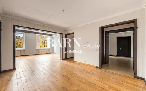 3-КОМН. КВАРТИРА С ОТДЕЛКОЙ 140 М² НА 3 ЭТАЖЕ