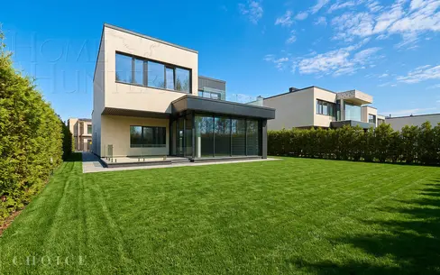 2-этажный коттедж 398.7 м² без отделки
