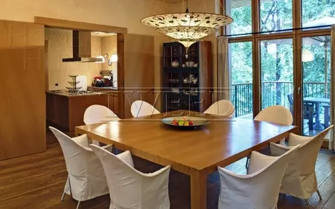 2-этажный коттедж 750 м² с отделкой