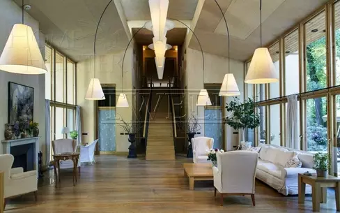 2-этажный коттедж 750 м² с отделкой