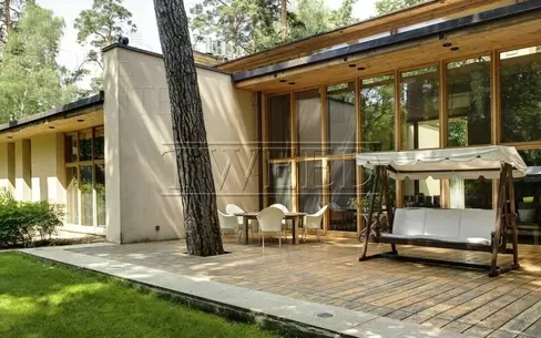 2-этажный коттедж 750 м² с отделкой