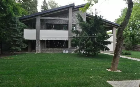 2-этажный коттедж 760 м² без отделки