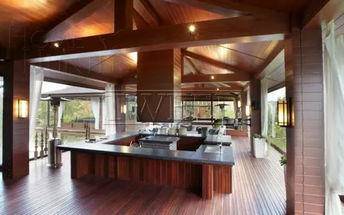 2-этажный коттедж 1 377 м² с отделкой