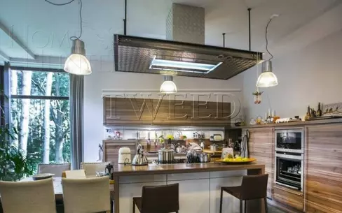 3-этажный коттедж 350 м² с отделкой